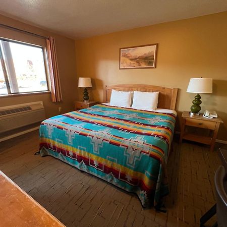 The Rim Rock Inn Torrey Bagian luar foto