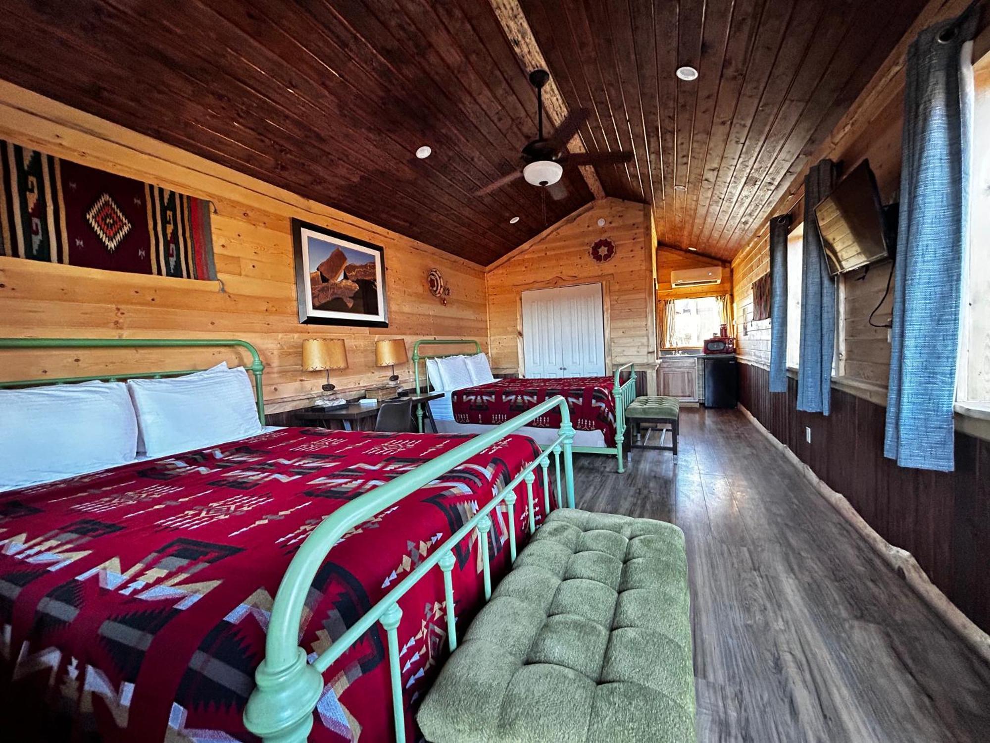 The Rim Rock Inn Torrey Bagian luar foto